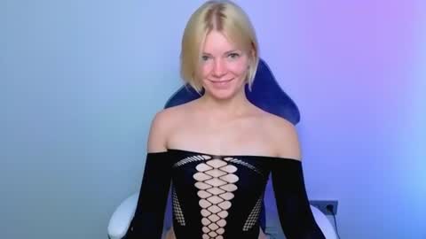 lilydavisss online show from 06/16/26, 03:53