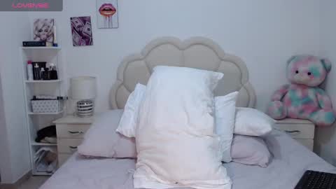 Lily.. online show from 02/17/25, 10:58