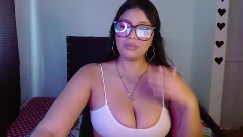 Snapshot of lilyloock1105 chatting on 02/08/26, 09:40 lilyloock1105 online show from 02/08/26, 09:40