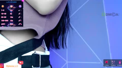 Snapshot of lilylouisee_ chatting on 02/20/26, 06:52 Liliana louise online show from 02/20/26, 06:52