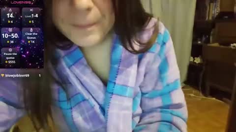 Snapshot of lilypad1981 chatting on 01/01/25, 08:58 lilypad1981 online show from 01/01/25, 08:58