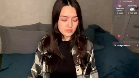 Lily online show from 04/06/26, 04:52
