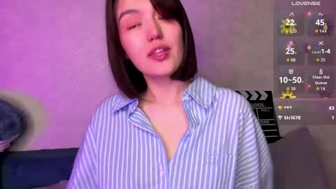 Lily online show from 05/11/26, 04:04