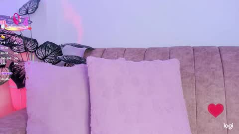 Lily  online show from 10/08/25, 09:07