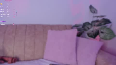 Lily  online show from 11/05/25, 09:31