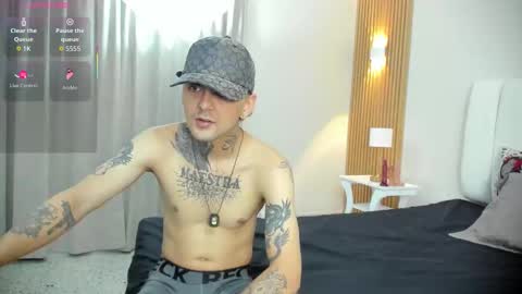 Lilythadam online show from 11/14/25, 07:45