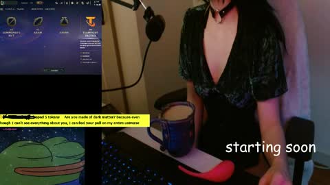 Snapshot of lilythrone chatting on 05/08/26, 01:22 Lily Rone online show from 05/08/26, 01:22