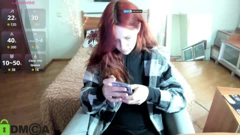 Snapshot of lilyviolet7 chatting on 03/30/26, 07:31 Hi Im Lily online show from 03/30/26, 07:31