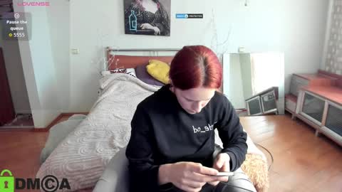Snapshot of lilyviolet7 chatting on 04/04/26, 01:30 Hi Im Lily online show from 04/04/26, 01:30