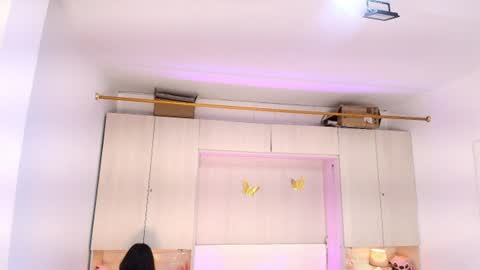 lilywhitee1 online show from 07/02/26, 04:07