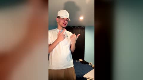 lima_tunes online show from 12/18/25, 03:23