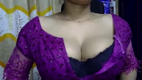 limaakter246618 online show from 11/01/25, 07:38