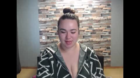 Snapshot of limalagris chatting on 10/30/25, 06:15 busty princess online show from 10/30/25, 06:15