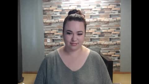 Snapshot of limalagris chatting on 11/22/25, 08:35 busty princess online show from 11/22/25, 08:35