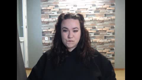 Snapshot of limalagris chatting on 11/29/25, 07:44 busty princess online show from 11/29/25, 07:44