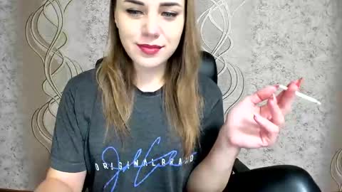    online show from 11/25/25, 11:10