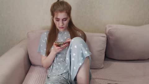 Snapshot of lin_9 chatting on 01/28/25, 03:25 lina online show from 01/28/25, 03:25