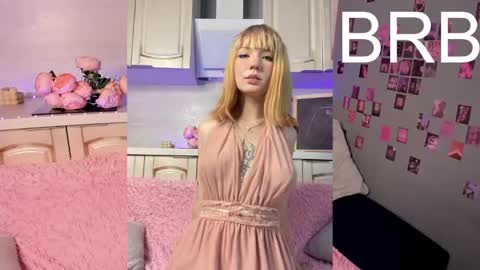 Snapshot of lina_blueeyed chatting on 02/09/25, 10:42 Lina blueeyed GMT3 1100-1700 Mon Wed Thu Sat Sun online show from 02/09/25, 10:42