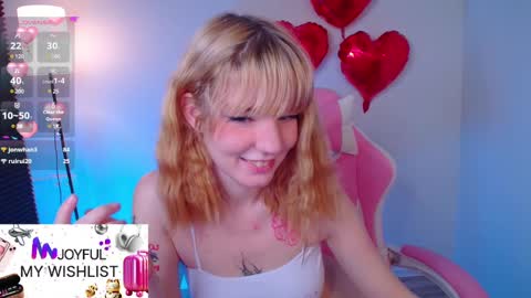 Snapshot of lina_blueeyed chatting on 03/11/25, 11:23 Lina blueeyed GMT3 1100-1700 Mon Wed Thu Sat Sun online show from 03/11/25, 11:23