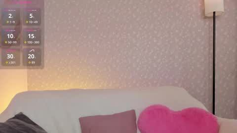 Snapshot of lina_blueeyed chatting on 10/06/25, 09:18 Lina blueeyed GMT3 1100-1700 Mon Wed Thu Sat Sun online show from 10/06/25, 09:18