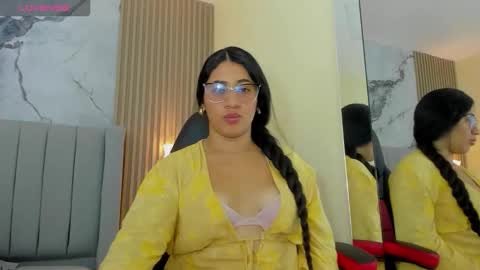 LINA DUBOIS  online show from 11/25/25, 12:27