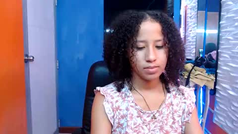 lina_kl online show from 11/02/25, 04:04