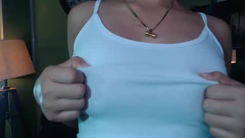 lina_kl online show from 11/30/25, 05:00