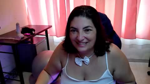 Snapshot of lina_maria99 chatting on 12/02/25, 12:21 Lina Mara99 online show from 12/02/25, 12:21