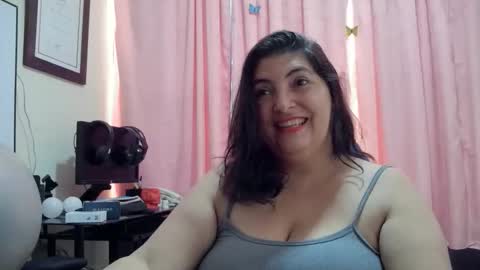 Snapshot of lina_maria99 chatting on 03/23/26, 04:22 Lina Mara99 online show from 03/23/26, 04:22