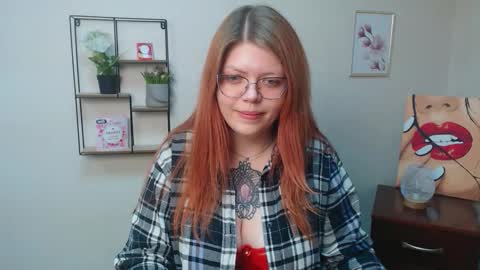 lina_ri online show from 11/18/25, 04:44