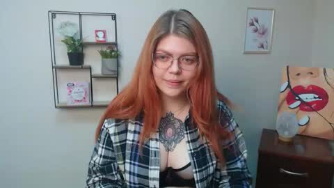 lina_ri online show from 11/20/25, 07:46