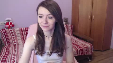 Snapshot of lina_rouge_ chatting on 12/18/25, 05:02 Lina Rouge online show from 12/18/25, 05:02