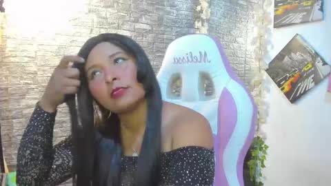 LINA SANCHEZ online show from 04/28/26, 08:36