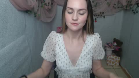 Lina online show from 01/07/25, 09:29