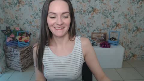 Lina online show from 02/06/25, 10:15