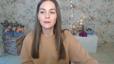 Lina online show from 02/07/25, 07:07