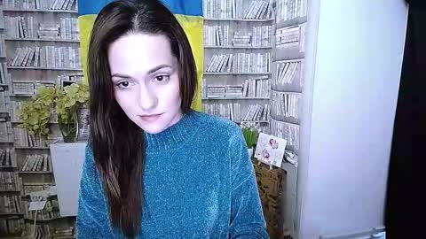 Lina online show from 11/26/25, 11:11