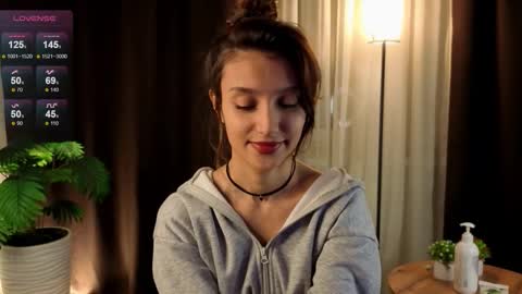 Lina online show from 09/25/25, 05:16