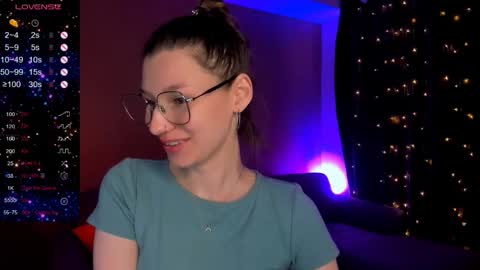 Snapshot of linablossom chatting on 03/22/26, 08:40 Lina online show from 03/22/26, 08:40
