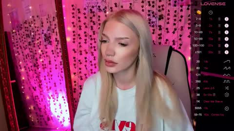 Snapshot of linablossom chatting on 03/31/26, 02:35 Lina online show from 03/31/26, 02:35