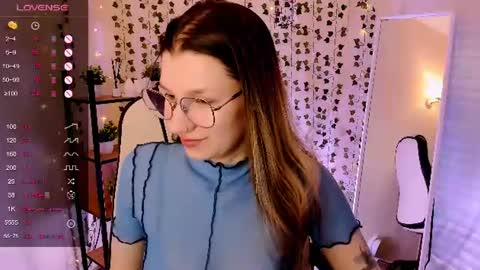 Lina online show from 06/12/26, 02:10