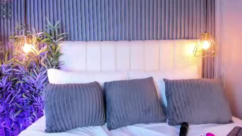 Snapshot of linaglam chatting on 06/20/26, 04:04 LinaGlam online show from 06/20/26, 04:04