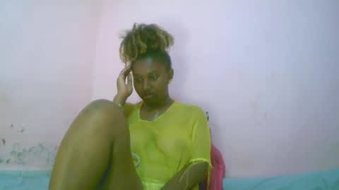 linah1123 online show from 09/29/25, 06:46