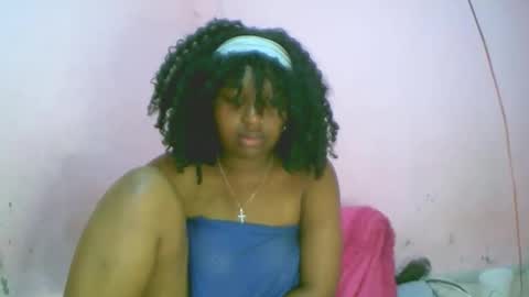 linah1123 online show from 10/12/25, 10:42