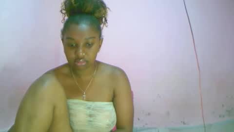 linah1123 online show from 10/15/25, 05:29