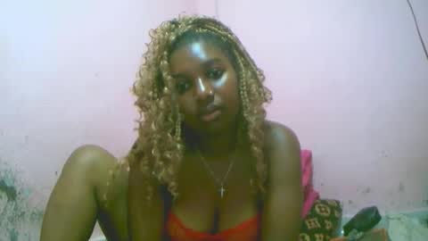 linah1123 online show from 11/26/25, 09:38