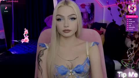 I am Lina online show from 04/01/26, 01:41