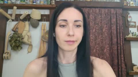 LinaLivee online show from 03/19/26, 06:23