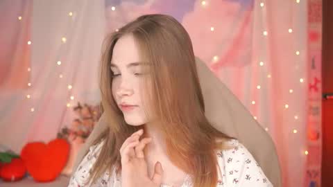 Snapshot of linalyy chatting on 03/04/26, 02:17 Lina online show from 03/04/26, 02:17