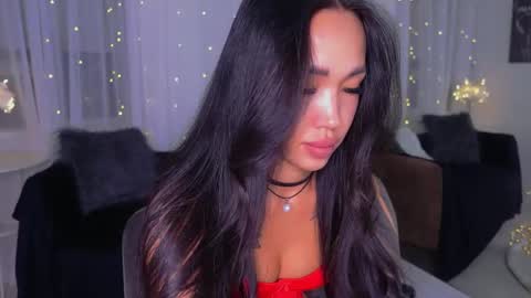 Snapshot of linamuhn_ chatting on 03/03/25, 05:42 Lina online show from 03/03/25, 05:42